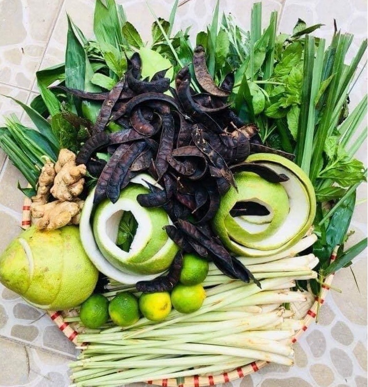 Thành phần thảo dược thiên nhiên trong dầu gội thảo dược